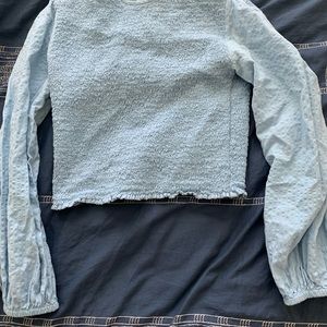 Cropped light blue fitted long sleeve top sz small